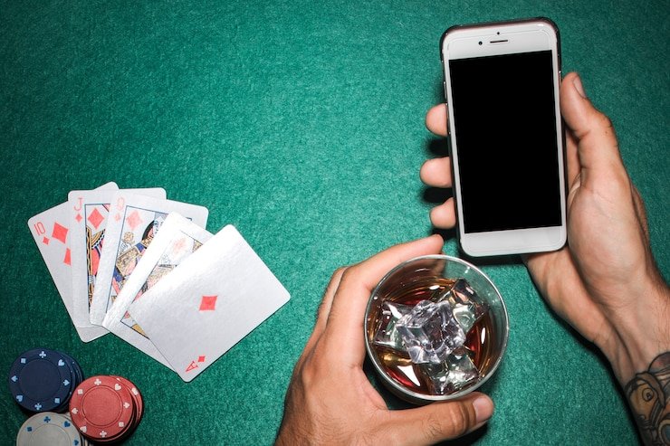 Permainan slot Caishen Wins di layar ponsel jedar88 menampilkan antarmuka yang ramah pengguna